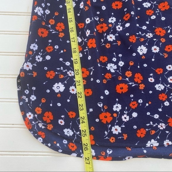 Off the shoulder blouse Size Medium MMK - Picture 9 of 9